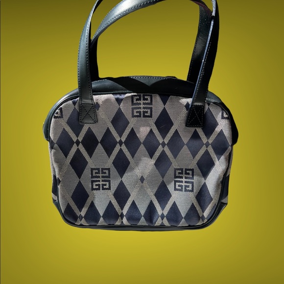 Givenchy Canvas handbag - Picture 2 of 10